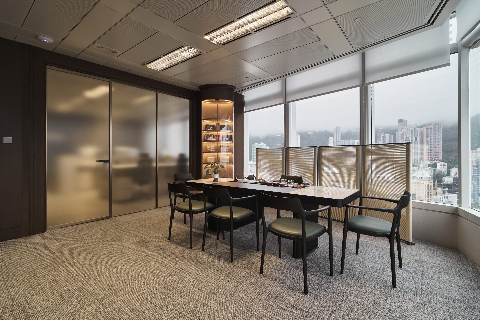 Office in IFC — project space 3