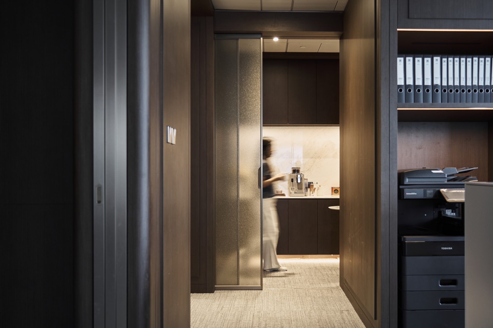 Office in IFC — project space 6